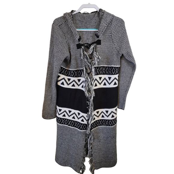 BB DAKOTA Black White BOHO Duster Cardigan Fringe Long SZ MED - Picture 1 of 9